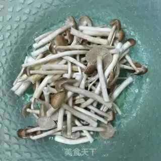 Make Fried tea mushrooms step 0