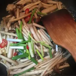 Make Fried tea mushrooms step 5