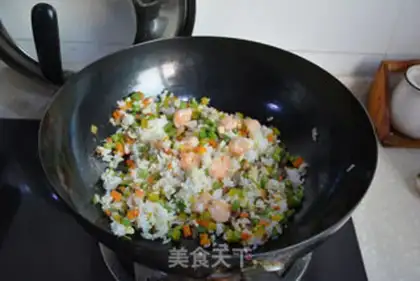 Make Shrimp rice step 6