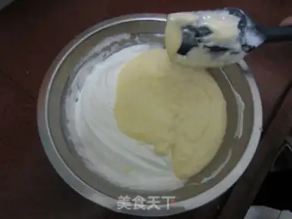 Make Butter cupcakes step 8