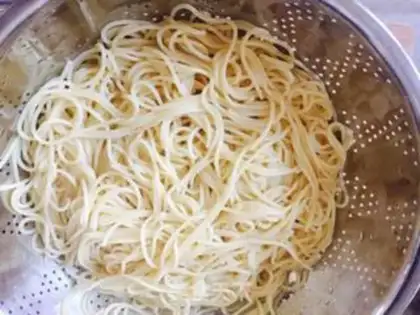 Make Chinese pasta step 3