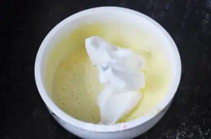 Make Chocolate cream cake step 4