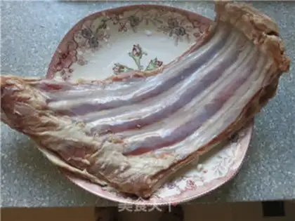 Make The smell of lamb chops in the west step 1