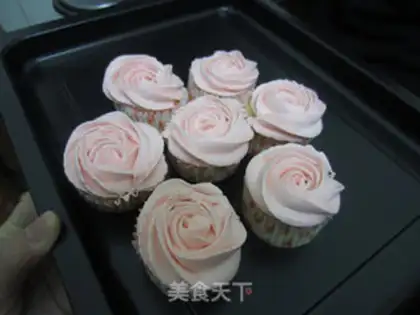 Make Butter cupcakes step 15