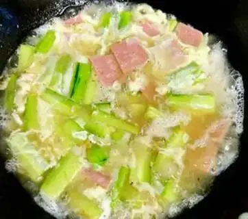 Make cucumber ham and egg soup step 4