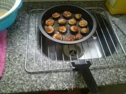 Make Roasted mushroom eggs step 1