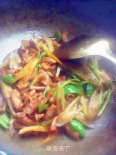 Make Celery and powdered sausages step 4