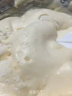 Make First edition of the flower cake cup step 6