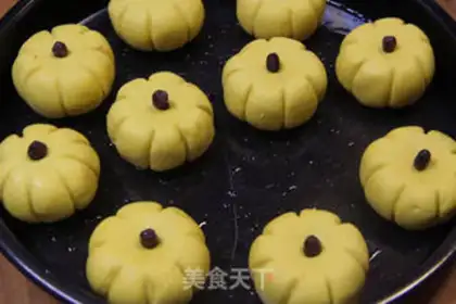 Make Pumpkin step 6