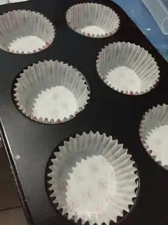 Make First edition of the flower cake cup step 9