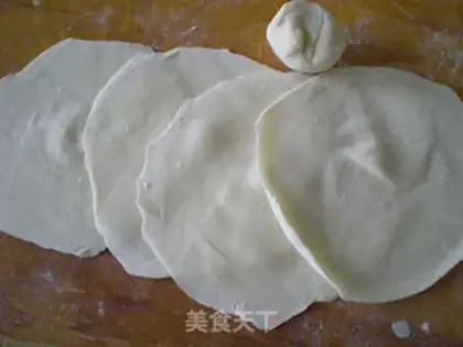 Make An egg box of celery step 3