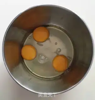 Make Butter cream and cupcakes step 1