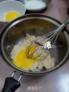 Make Peaches roll step 1