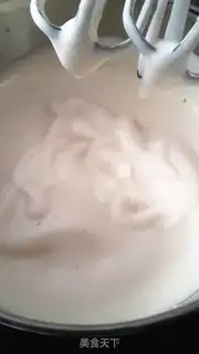 Make Butter cream and cupcakes step 2