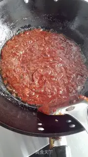 Make Spongecake with jam step 10