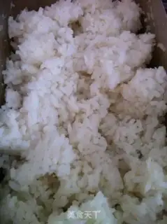Make Crab sauce and egg fried rice step 2