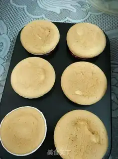 Make Cake cakes with caramel step 10