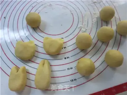 Make And the wind and the fruit step 10