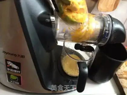 Make Pumpkin ball step 1