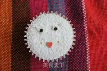 Make Babyface cupcakes step 9