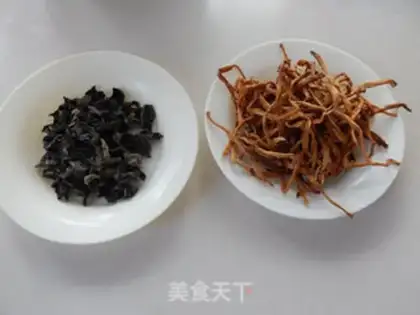 Make Gold needles and mucus step 1