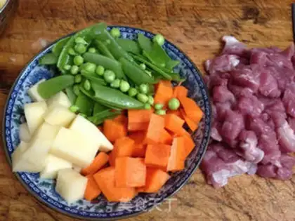 Make Curry rice step 0