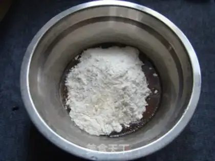 Make Cranberry coconut mooncake step 0