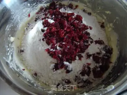 Make Cranberry coconut mooncake step 5