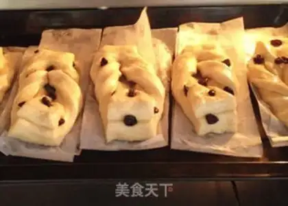 Make Blueberry Danish bag step 18