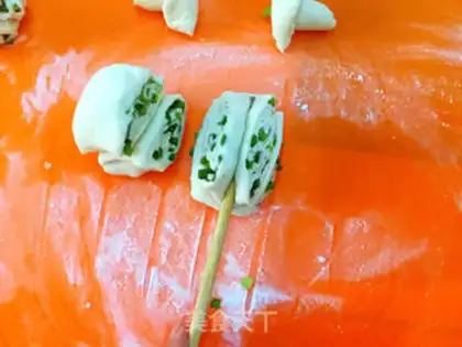 Make Onion rolls step 15