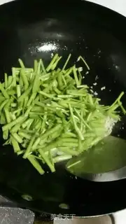 Make Garlic cabbage step 2