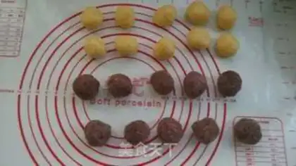 Make Cream mooncake step 4