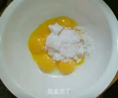 Make Four-inch heart cake step 2