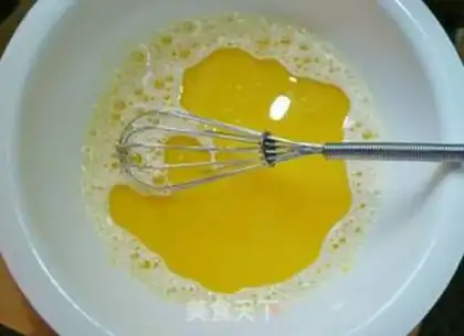Make Four-inch heart cake step 4