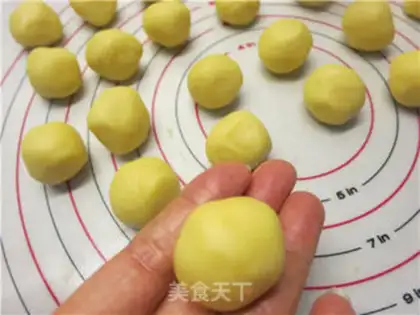 Make Egg yolk ball step 9