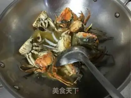 Make Crabs in the sauce step 9