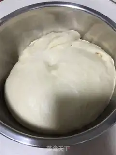 Make Onion pine rolls step 4
