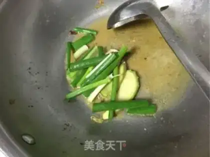 Make Crabs in the sauce step 11