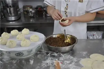 Make The way the bun works step 8