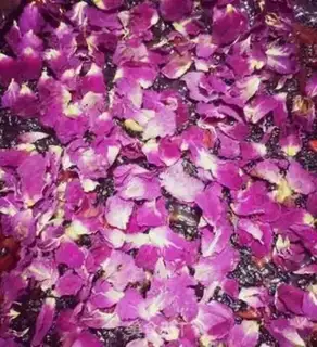 Make Rose petals step 3