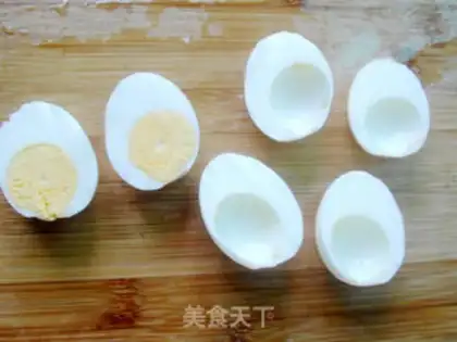 Make Egg steamballs step 3