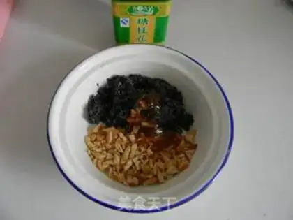 Make A black sesame peanut-su moon cake step 5