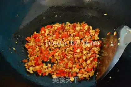 Make Eggs and nuts step 4