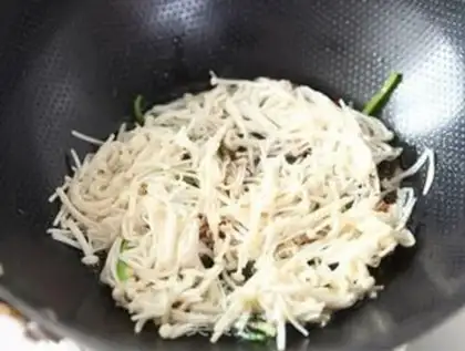 Make Ginger mushrooms step 4