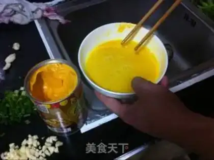 Make Cheese sauce and eggs step 0