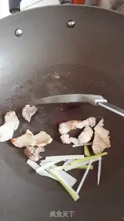 Make Garlic eggs step 1