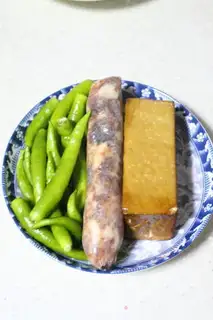 Make Chili fried tofu dry sausage step 0