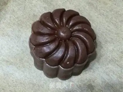 Make Chocolate pineapple step 22