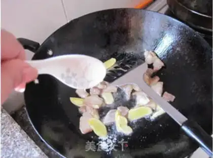 Make Peach and glue step 2