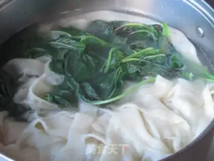 Make Curry potato squid noodles step 14